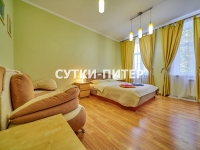 1-комнатная квартира посуточно Санкт-Петербург, наб. канала Грибоедова, 27: Фотография 2