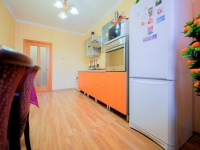 2-комнатная квартира посуточно Челябинск, проспект Ленина , 53: Фотография 13