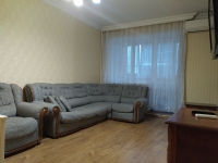 1-комнатная квартира посуточно Тюмень, Валерии Гнаровской , 10к4: Фотография 4