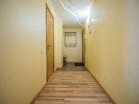 2-комнатная квартира посуточно Челябинск, улица Елькина , 59: Фотография 15