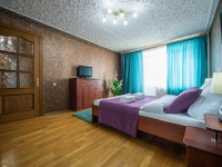 2-комнатная квартира посуточно Челябинск, улица Советская, 65: Фотография 6