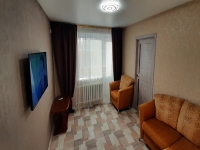 3-комнатная квартира посуточно Балаково, Трнавская , 11: Фотография 3