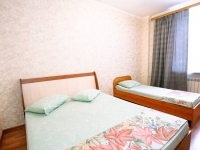 3-комнатная квартира посуточно Кемерово, Весенняя, 6: Фотография 3