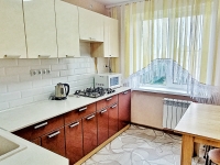 2-комнатная квартира посуточно Чебоксары, Кадыкова , 11: Фотография 11