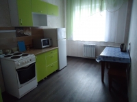 2-комнатная квартира посуточно Горно-Алтайск, осипенко, 31: Фотография 8