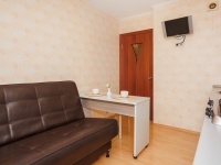 1-комнатная квартира посуточно Екатеринбург, бакинских комиссаров, 107: Фотография 4