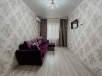 2-комнатная квартира посуточно Астрахань, Савушкина, 6И: Фотография 4