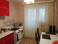 2-комнатная квартира посуточно Красноярск, Партизана железняка, 55: Фотография 2