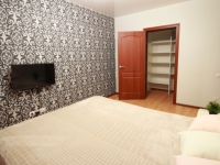 1-комнатная квартира посуточно Самара, Карбышева, 71: Фотография 4