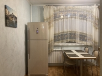 2-комнатная квартира посуточно Нижневартовск, Ленина, 7к2: Фотография 4