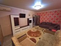2-комнатная квартира посуточно Таганрог, Мороова, 22: Фотография 3