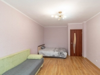 1-комнатная квартира посуточно Омск, Комарова , 21к2: Фотография 3