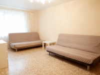 2-комнатная квартира посуточно Тольятти, Карбышева , 12: Фотография 4