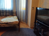 1-комнатная квартира посуточно Астрахань, Студенческая, 7: Фотография 2
