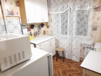 1-комнатная квартира посуточно Краснокамск, Маяковского, 14: Фотография 3