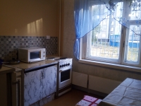 1-комнатная квартира посуточно Челябинск, Гражданская, 4а: Фотография 2