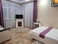 1-комнатная квартира посуточно Севастополь, Адмирала Фадеева, 48: Фотография 2