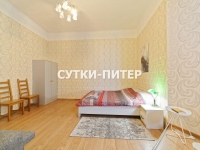 2-комнатная квартира посуточно Санкт-Петербург, Полозова, 22: Фотография 8