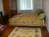 2-комнатная квартира посуточно Донецк, 230 стр. дивизии, 23: Фотография 2