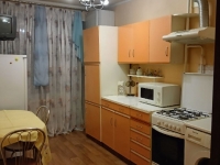 1-комнатная квартира посуточно Донецк, Набережная , 123: Фотография 3