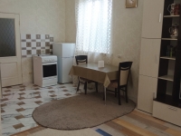 2-комнатная квартира посуточно Астрахань, Самойловой, 10: Фотография 3