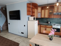 2-комнатная квартира посуточно Новокузнецк, Циолковского, 57: Фотография 3