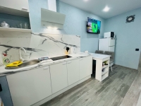 1-комнатная квартира посуточно Челябинск, ул. Гюго , 1: Фотография 3