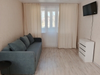 2-комнатная квартира посуточно Керчь, Юных Ленинцев, 8: Фотография 2