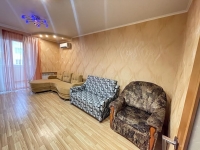 3-комнатная квартира посуточно Калуга, Тульская, 32: Фотография 2