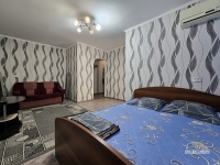 1-комнатная квартира посуточно Волгоград, Фадеева, 21: Фотография 2