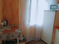 1-комнатная квартира посуточно Луганск, Звейнека, 146: Фотография 2