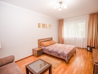 1-комнатная квартира посуточно Красноярск, Авиаторов, 25: Фотография 4
