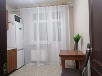 1-комнатная квартира посуточно Москва, Островитянова, 9к2: Фотография 4