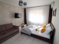 1-комнатная квартира посуточно Астрахань, ул. Савушкина, 6и: Фотография 7