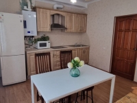 2-комнатная квартира посуточно Астрахань, ул. Савушкина, 4К2: Фотография 6