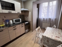 2-комнатная квартира посуточно Астрахань, ул. Савушкина, 37к2: Фотография 5