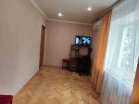 2-комнатная квартира посуточно Железноводск, Ленина, 19а: Фотография 6