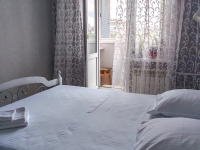 2-комнатная квартира посуточно Новокузнецк, Свердлова, 2: Фотография 3