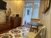 2-комнатная квартира посуточно Курск, Челюскинцев, 9: Фотография 3