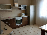 2-комнатная квартира посуточно Красноярск, Авиаторов, 66: Фотография 7