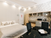 1-комнатная квартира посуточно Курск, Челюскинцев, 9: Фотография 2